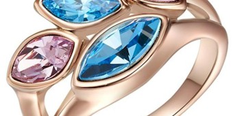 Ligotavý prsteň striebornej farby, svetlofialové ovály, číre zirkóny - Veľkosť: 49 mm
